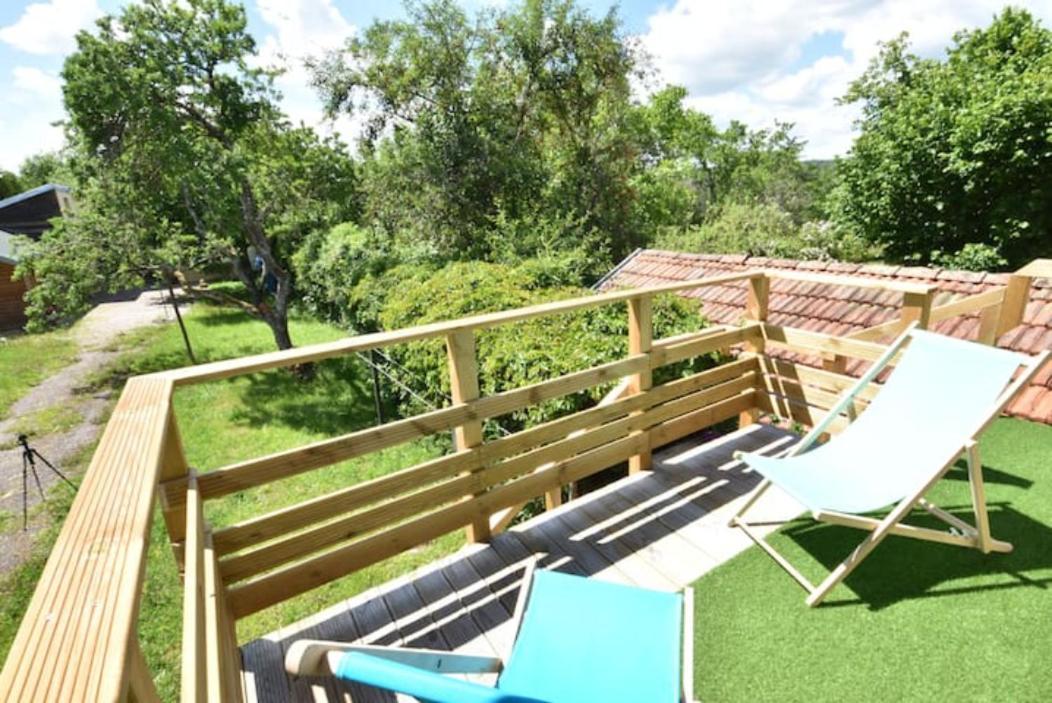 Une Tiny House à découvrir au cœur de la cité ! Contrexéville Exterior foto